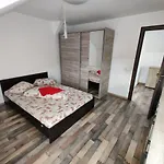 Lucky House Hotel
