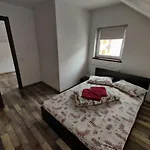 Lucky House *