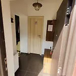 Lucky House Hotel *