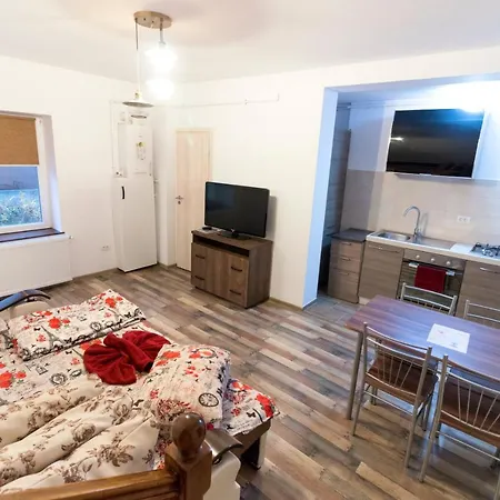 Lucky House Apartment