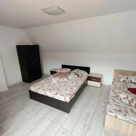 Lucky House Hotel