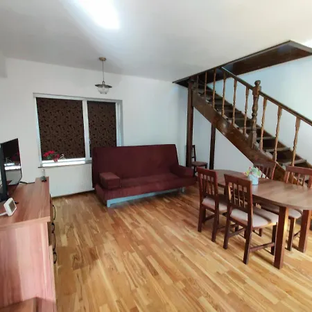 Lucky House Apartment *