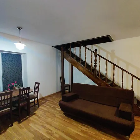 Lucky House *