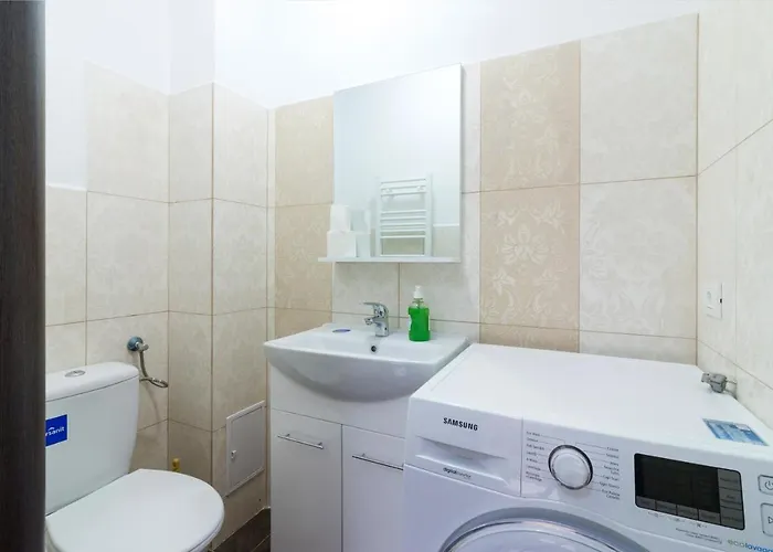 Готель Lucky House