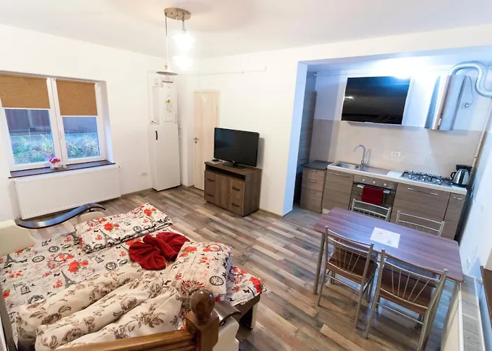 Lucky House Готель