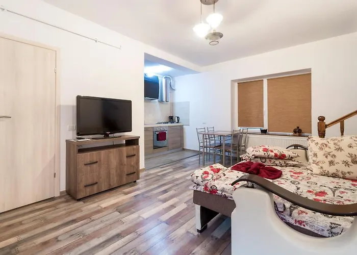 Lucky House Готель